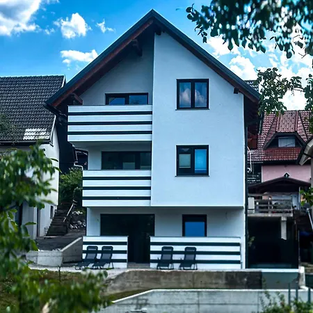 公寓 Aparthouse Kodea *